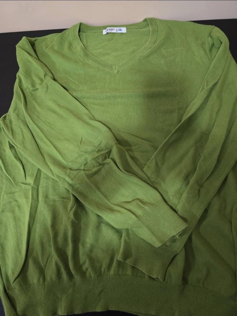 Old Navy Men's Lime Green V-Neck Sweater